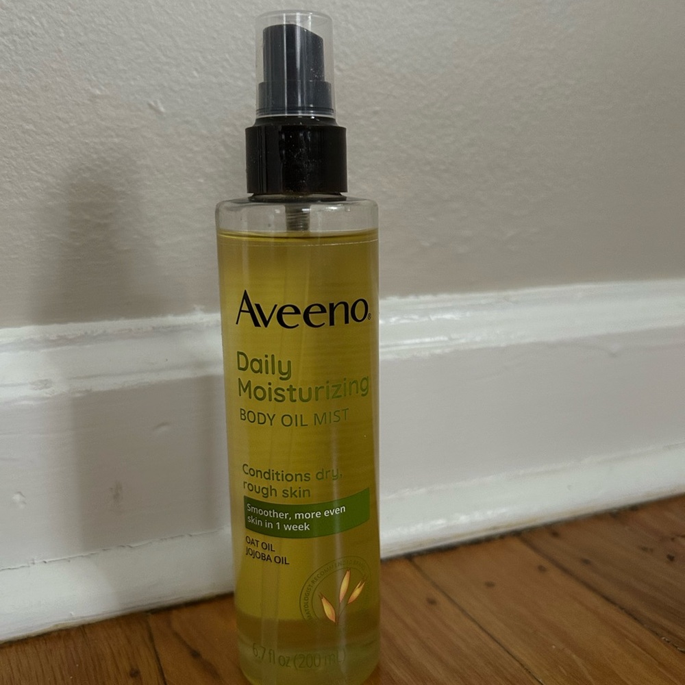 Aveeno Daily Moisturizing Body Oil Mist - Yellow